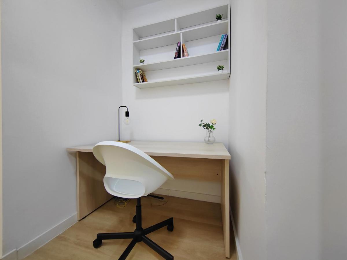 City Sqare Apartment Verde Skopje Bagian luar foto